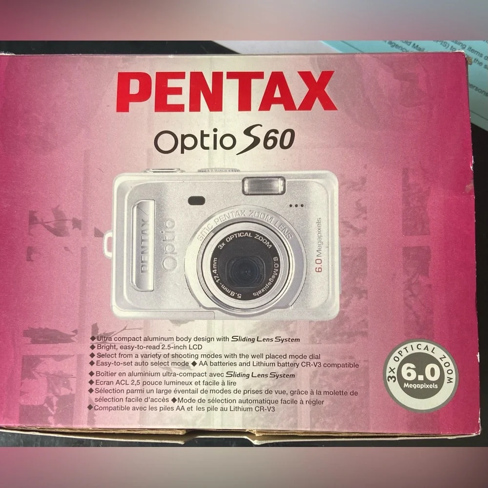 Pentax Optio S60 6MP Compact Digital Camera ＋ Accessory